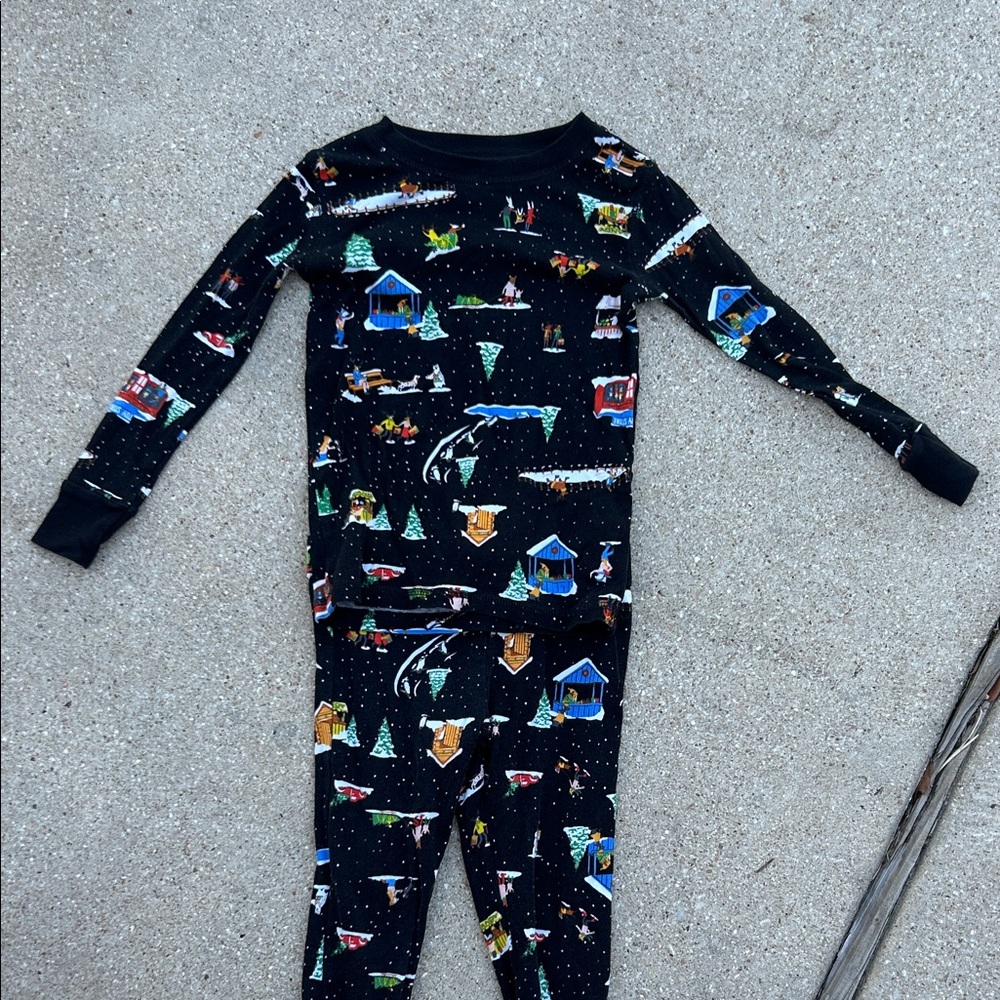 Old Navy Kids Pajama Set in Black with Colorful Winter Print